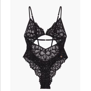 Savage X Fenty Lace Bodysuit